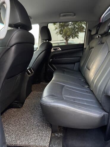 субару импреза 2009: Ssangyong Rexton: 2018 г., 2.2 л, Автомат, Дизель, Внедорожник — 10