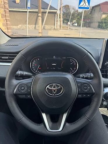 rav4: Toyota RAV4: 2024 г., 2.5 л, Автомат, Бензин, Кроссовер — 7