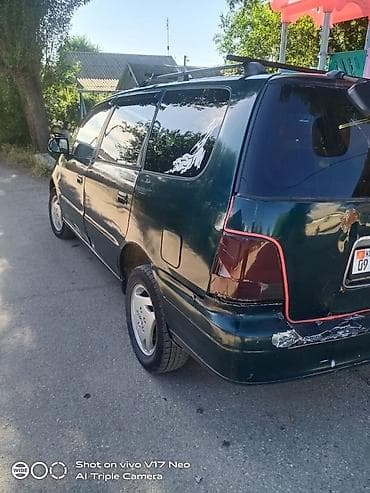 2 8: Honda Shuttle: 1997 г., 2.3 л, Автомат, Бензин, Универсал — 6
