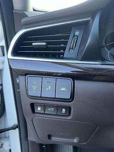 4: Kia K7: 2018 г., 2.4 л, Автомат, Гибрид, Седан — 7