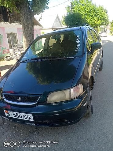 2 8: Honda Shuttle: 1997 г., 2.3 л, Автомат, Бензин, Универсал — 3