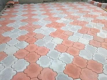 Компрессоры: Продаю б/у формы для производства брусчатки. Пластик, в хорошем — 10