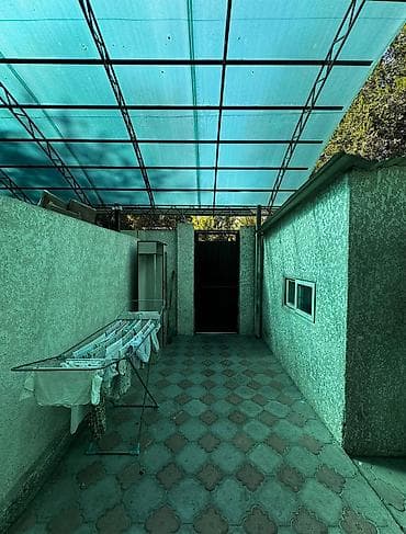 Гаражи: 1 комната, Собственник, С мебелью полностью — 3