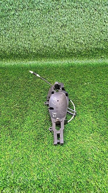 bmv e32: Блок ручки е70 задний Состояние отличное В отличном состоянии, очень — 2