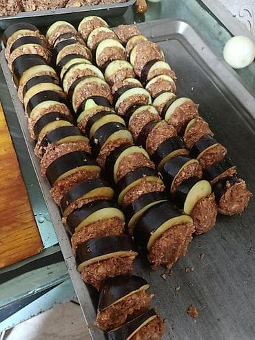 Азык-түлүктөр: Поварга жумуш издеймин жашым 35 те опыт стаж 10 ж национальный — 2