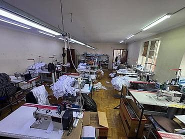 180000: Продаю дом ж/м Кок жар 4 сотки факти 6 сотки. 160 м². С действующим — 2