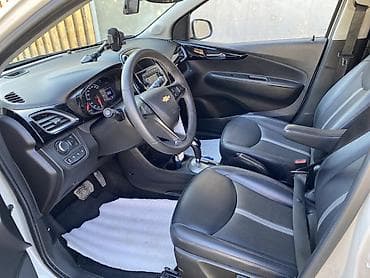 Продажа авто: Chevrolet Spark: 2019 г., 1 л, Вариатор, Бензин, Хэтчбэк — 10