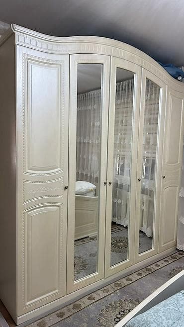 офисный шкаф: Срочно продаётся Классический комплект мебели для спальни, цвет айвори — 2