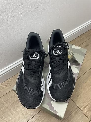 Мужские кроссовки, 39.5, 40, Adidas, Новый, цвет - Черный, Самовывоз