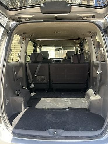 Продажа авто: Toyota Noah: 2003 г., 2 л, Автомат, Бензин, Минивэн — 5