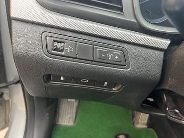 солярис 2014: Hyundai Sonata: 2018 г., 2 л, Бензин, Седан — 10