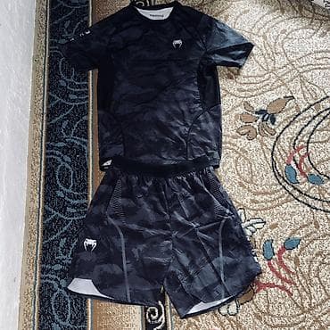 боксерки веном: Договорная номер 0501589865 Состав: - Тренировочный набор одежды — 2