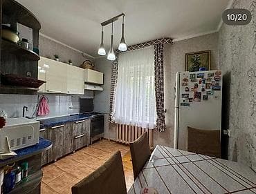 Батирлер: 3 бөлмө, 68 м², 12-мкр 106-серия, 1 кабат, Евро оңдоо — 4