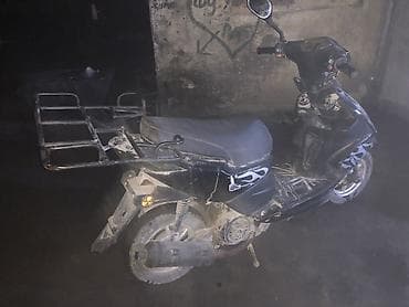 Скутеры: Продаю скутер Китай в отличном состоянии 125 куб новый аккумулятор — 1