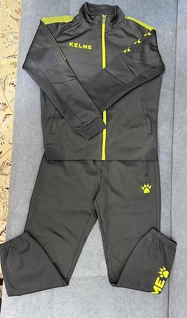 Куртки: Спортивный костюм KELME, размер-46-48 - Цвет: темно‑серый с — 1