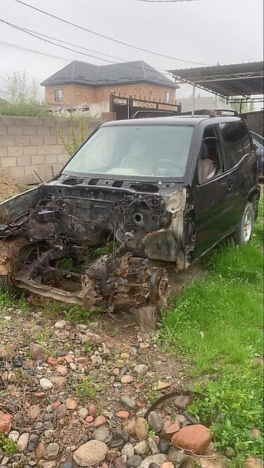 Кузов от компактного внедорожника/кроссовера (3‑дверный, чёрный) — 3