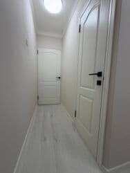 срочно продам 1 комнатную квартиру рядом просп жибек жолу бишкек: 1 комната, 32 м², 104 серия, 1 этаж, Косметический ремонт — 5