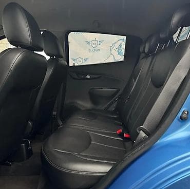 malibu 1: Chevrolet Spark: 2016 г., 1 л, Вариатор, Бензин, Хэтчбэк — 3