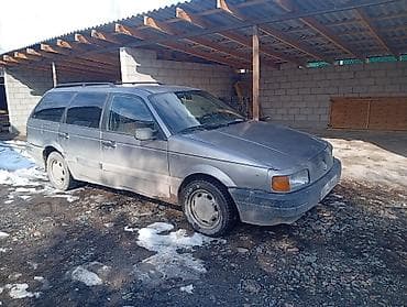 авто под: Volkswagen Passat Variant: 1990 г., 1.8 л, Механика, Бензин, Универсал — 6