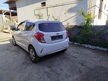 хедчбек: Chevrolet Spark: 2018 г., 1.4 л, Автомат, Бензин, Хэтчбэк — 4