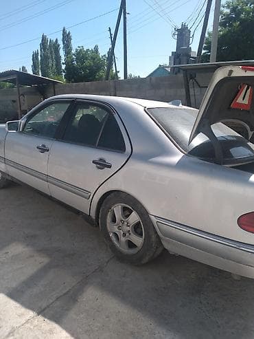 gac aion v plus: Mercedes‑Benz E‑Class W210 (седан, дорестайлинг) Описание: - Кузов — 8