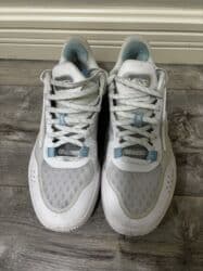 Киреге берилүүчү кийимдер: Эркектердин кроссовкасы, 40, Колдонулган, түсү - Ак, Акылуу жеткирүү, Өзү алып кетүү — 4