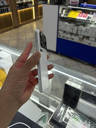 honor magicbook 15 купить: Xiaomi, 17 Pro Max, Б/у, 1 ТБ, цвет - Белый, 2 SIM — 2