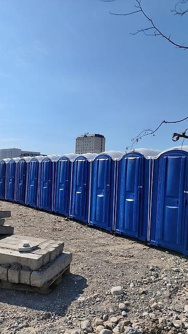 контейнер для офиса: Портативные туалетные кабины (биотуалеты), синие, уличного типа — 1