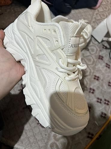 Туфли: Кроссовки, 41, Новый, цвет - Белый — 2