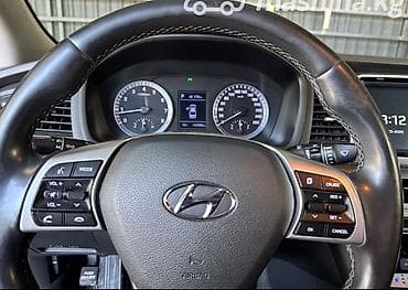 Продажа авто: Hyundai Sonata: 2018 г., 2 л, Автомат, Бензин, Седан — 9