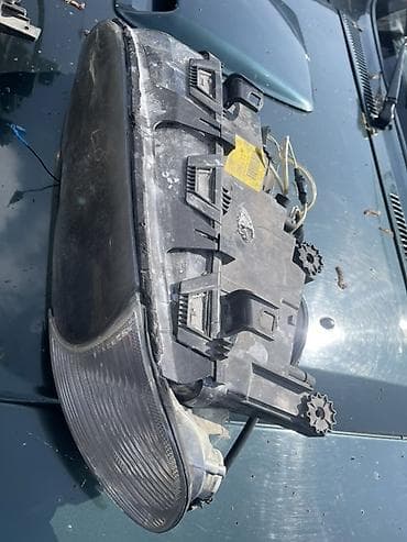 full construction: Комплект передних фар BMW — 1