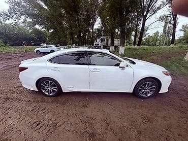 song l: Lexus ES: 2017 г., 2.5 л, Автомат, Гибрид, Седан — 4