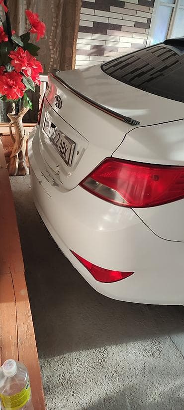 бишкек катализатор: Hyundai Solaris: 2016 г., 1.4 л, Кол менен иштөөчү, Бензин, Седан — 5