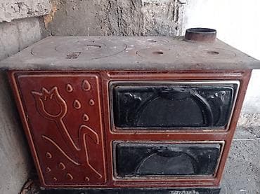 чук: Дровяная кухонная плита с духовкой и варочной поверхностью. Описание — 3