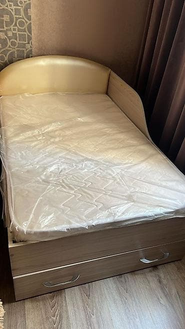 Односпальная кровать, С матрасом, длина - 190 см