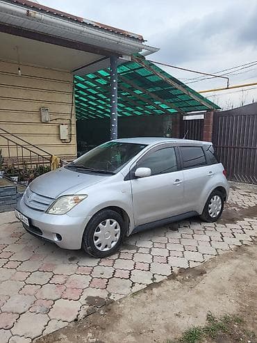 suzuki lets: Toyota Ist: 2003 г., 1.3 л, Автомат, Бензин, Хэтчбэк — 4