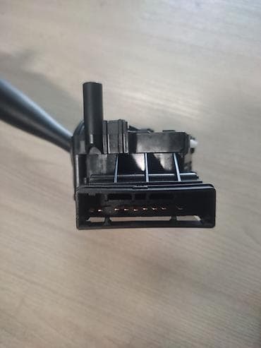 авто элек: Подрулевой переключатель света и указателей поворота (левый рычаг) — 3