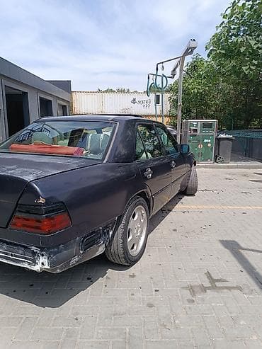 бмв м3 е30: Mercedes-Benz W124: 1992 г., 3.2 л, Автомат, Бензин, Седан — 2