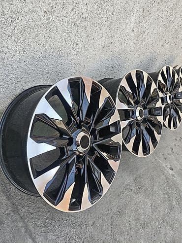 Литые Диски R 20 Комплект, отверстий - 5, Б/у — 2