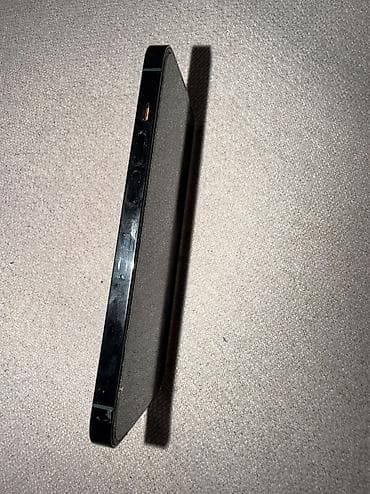 m 31: IPhone 13 Pro — 4