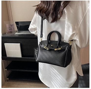 сумки барсетки: Стильная женская сумка-тоут/кросс-боди, черная - Материал: плотная — 2