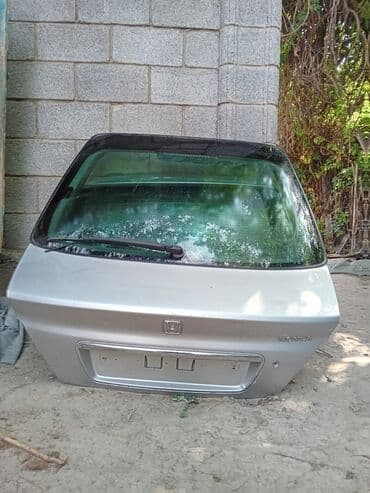 Крышка багажника Honda, 2000 г., Оригинал