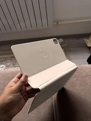 Планшеты: Планшет, Apple, память 256 ГБ, 10" - 11", Wi-Fi, Б/у, Классический цвет - Белый — 9
