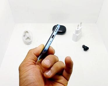 Poco X5 Pro 5G, Б/у, 256 ГБ, цвет - Синий, 1 SIM, 2 SIM — 4