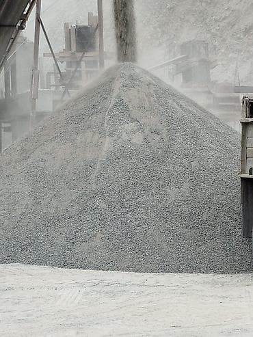 Декор и интерьер: Щебень фракции 5–20 мм (смесь окатышей и остроугольных зерен) — 4