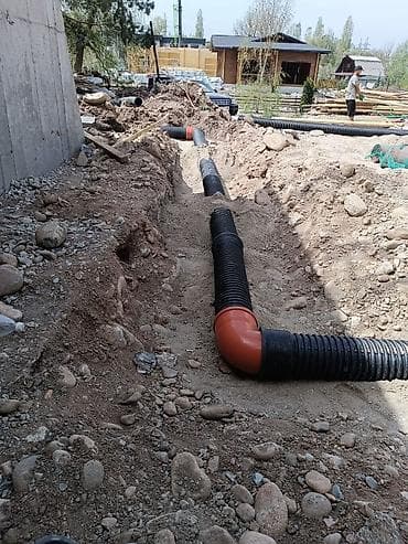 Услуги по наружной канализации и дренажу участка - Монтаж наружной