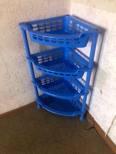 Полки для ванной комнаты