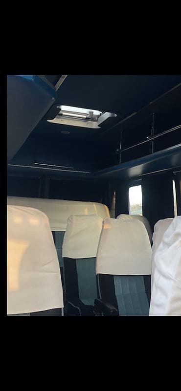 mercedes v class: Пункт назначения: Все направления, Количество мест: 18, Лицензия №: 1111 — 4