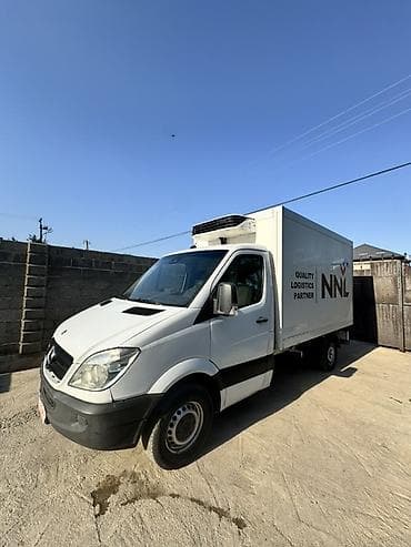 козырек 124: Срочно продаются!!! Mercedes-Benz Sprinter Год; 2010 Холодильник — 1
