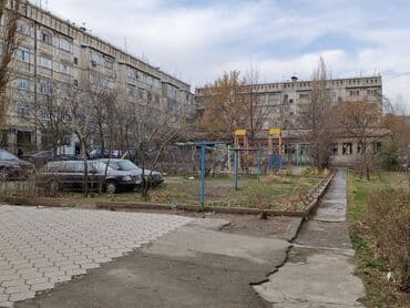 квартиру без подселения: 2 комнаты, 33 м², Хрущевка, 3 этаж, Старый ремонт — 1